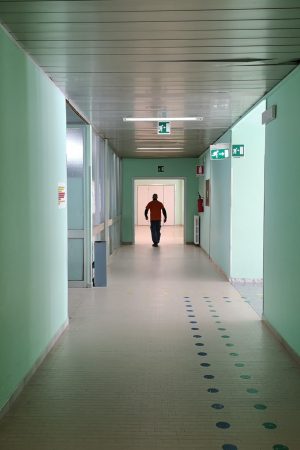 hospital-corridor-with-unrecognizable-people-2022-03-06-12-17-34-utc