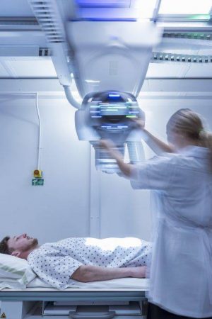 radiologist-setting-up-x-ray-machine-in-hospital-2022-03-04-01-55-23-utc-1024x683
